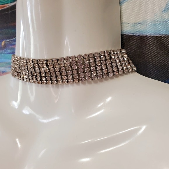 Stunning Vtg Rhinestone 6 Row Silver Tone  Choker Necklace - Picture 2 of 12
